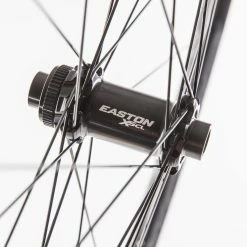 EASTON Roue EA70 AX Disc Front 700C - 15x100/9x100 -Vélos Soldes Boutique Easton LRS 16 15x100 9x100 1 scaled