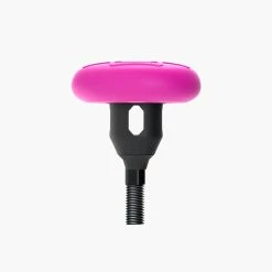 Muc-Off Tubeless Tag Holder -Vélos Soldes Boutique Web 03 tealth Tubeless Tag Holder with 44mm Valve kit 1 1200x1200